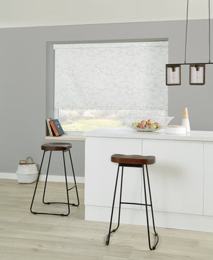 Kitchen mid Roller Shades